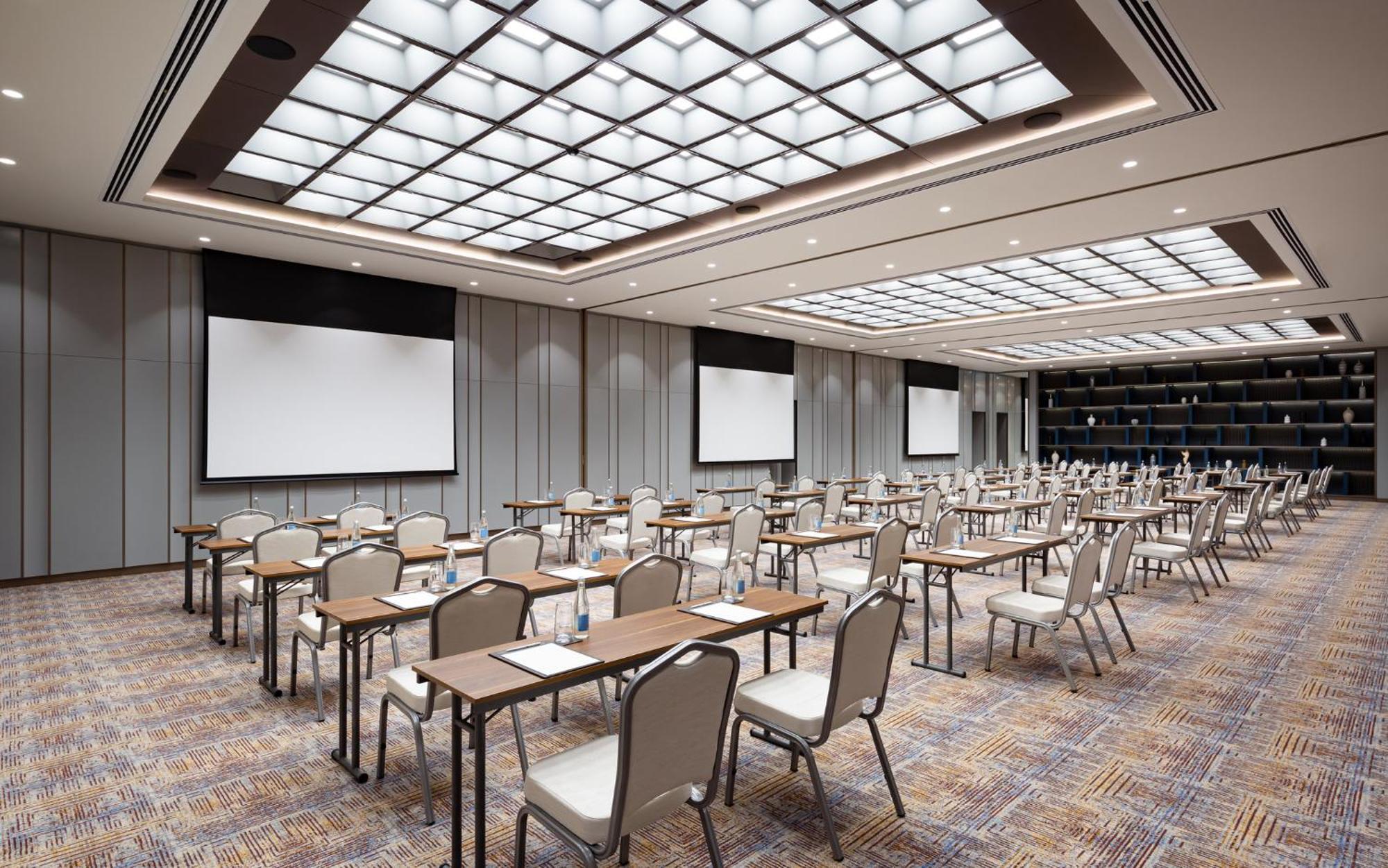Intercontinental Tashkent By Ihg Hotel Buitenkant foto